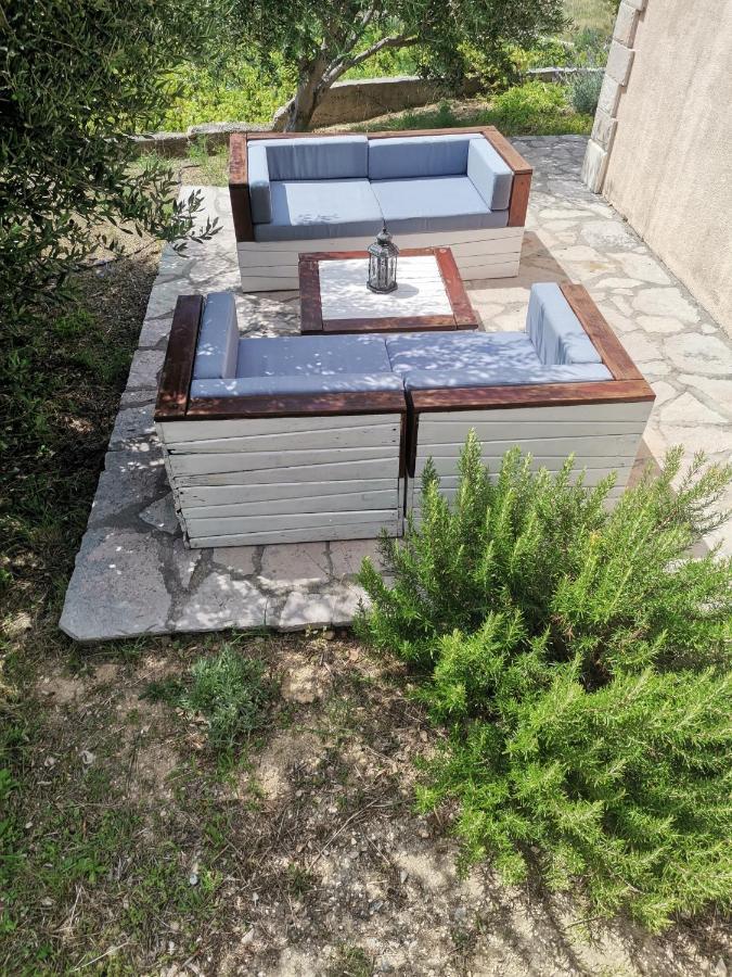 Holiday Home Vineyard House Bol Zewnętrze zdjęcie